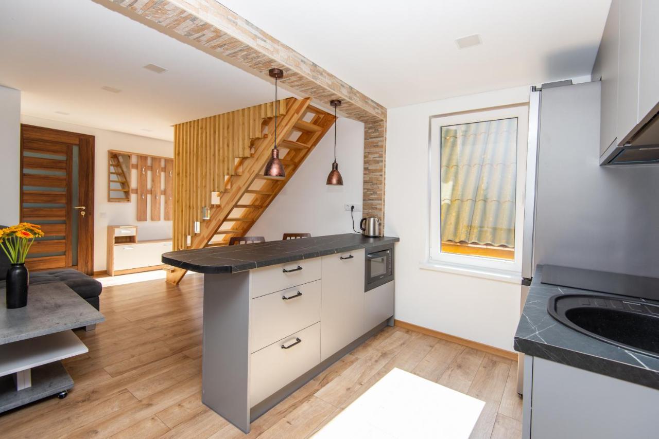 Apartamentai Pas Kaju Senamiestyje Salia Botanikos Parko Palanga Exterior foto