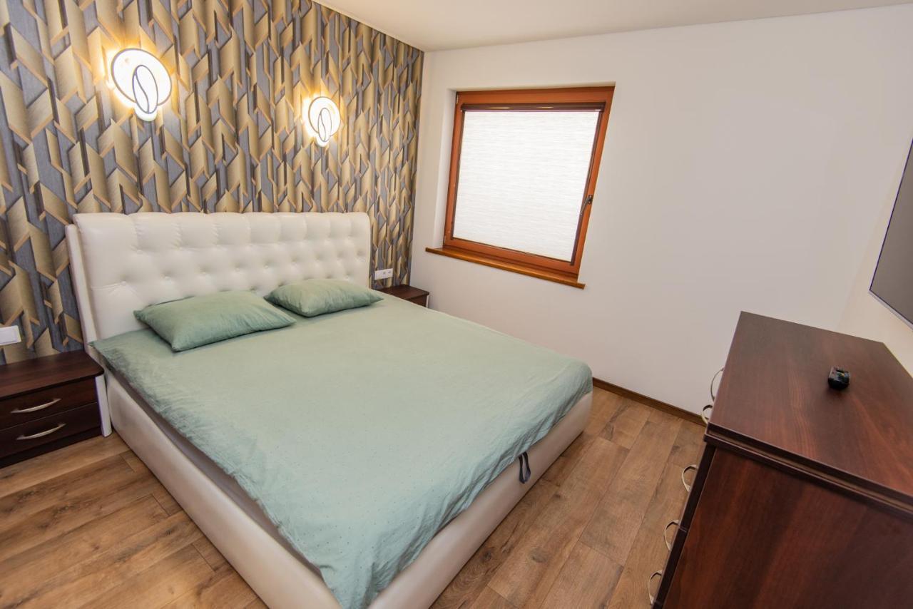 Apartamentai Pas Kaju Senamiestyje Salia Botanikos Parko Palanga Exterior foto